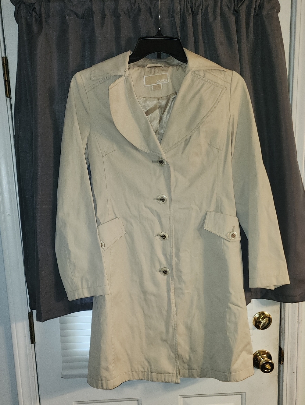 Michael Kors Cream Single-Breasted Trench Coat